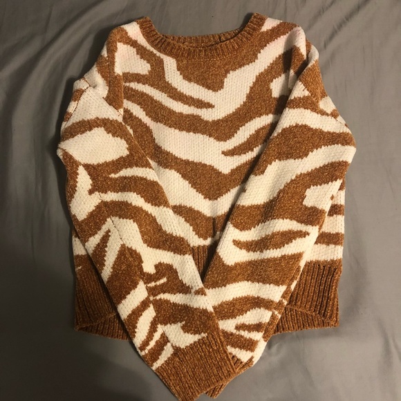 Lulus Zebra Sweater - Picture 1 of 4